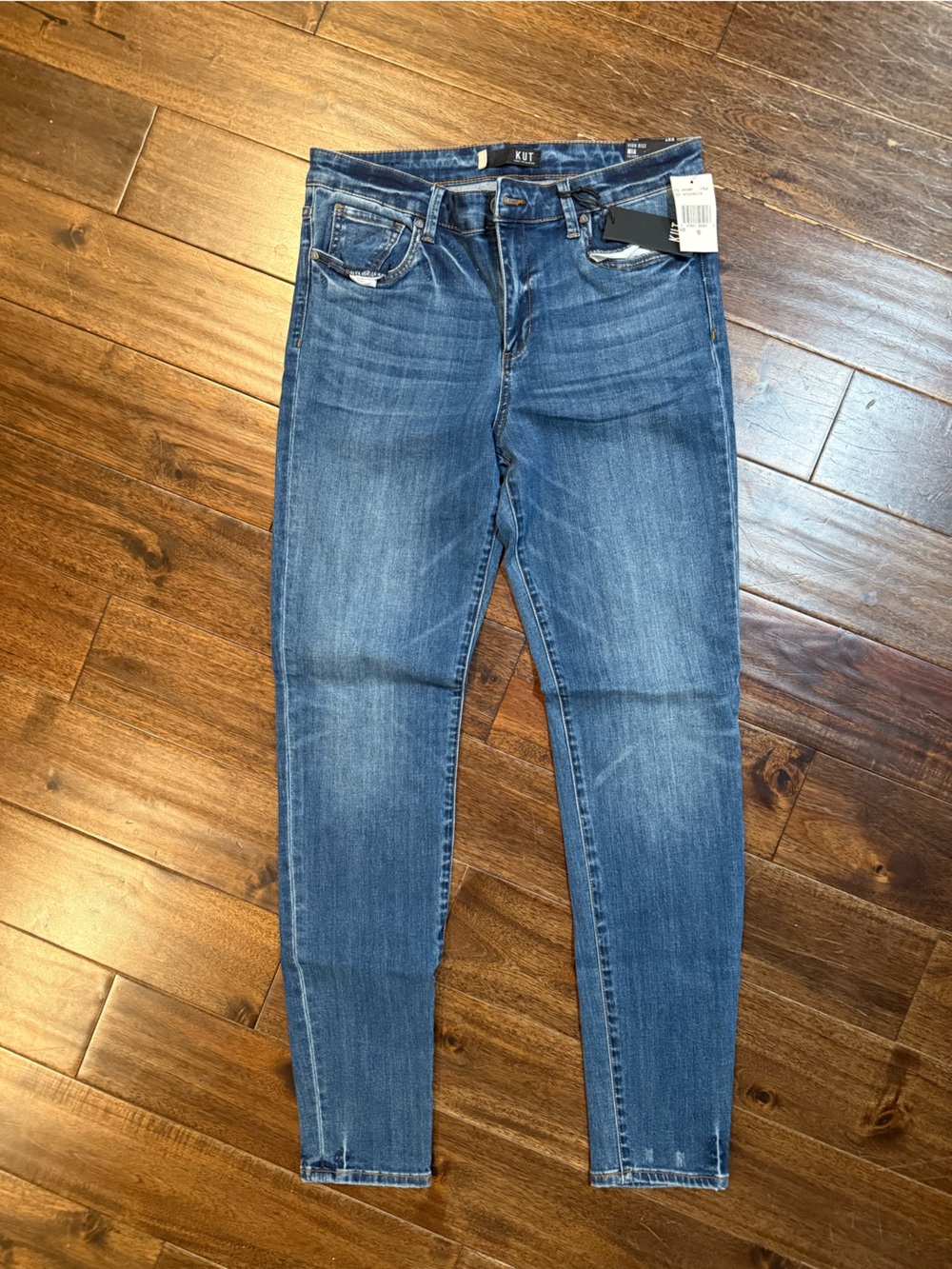 Kut from the Kloth Slim Skinny Jeans in Medium Blue Wash